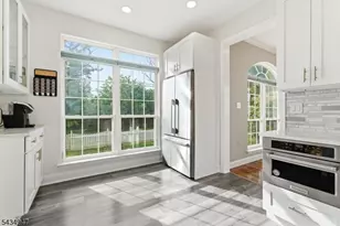 96 Magellan Way, Franklin Township, NJ 08823 - Photo 17
