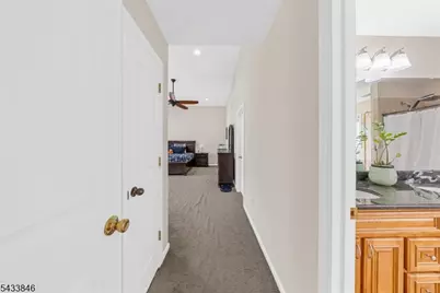 418 Oak St, Boonton Town, NJ 07005 - Photo 17