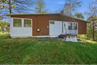 101 Gates Ave, Long Hill Township, NJ 07933 - Photo 1