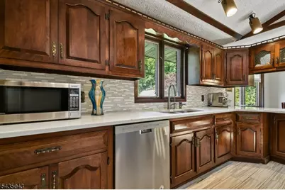14 Hilldale Rd, Montville Township, NJ 07058 - Photo 7