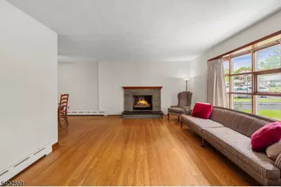 300 Arnold Ave, North Plainfield, NJ 07063 - Photo 5