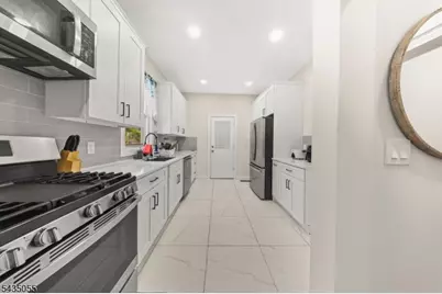 216 N Maple Ave, East Orange, NJ 07017 - Photo 11