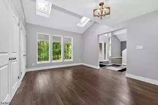 9 N Star Dr, Clinton Township, NJ 08801 - Photo 5