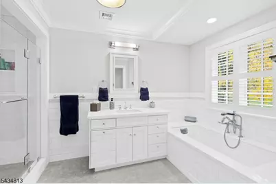 50 Maple Pkwy, Sparta Township, NJ 07871 - Photo 27