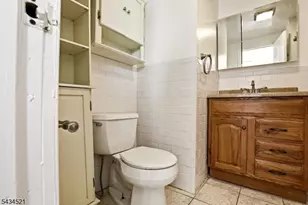 174 Orient St, Bayonne, NJ 07002 - Photo 23