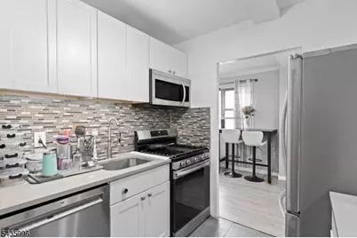 25 Grand Ave #1E, Hackensack, NJ 07601 - Photo 9