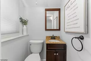 841 Colonial Arms Rd, Union Township, NJ 07083 - Photo 17