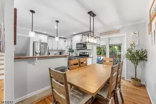 841 Colonial Arms Rd, Union Township, NJ 07083 - Photo 5