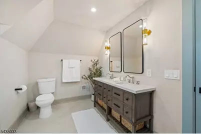 187 Hillside Ave, Nutley, NJ 07110 - Photo 33
