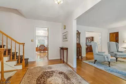 1110 Minisink Way, Westfield, NJ 07090 - Photo 3