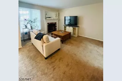 7 Dorset Ln, Bedminster Township, NJ 07921 - Photo 5
