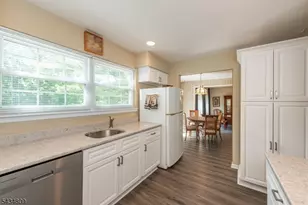 1 Birdseye Cir, Wayne, NJ 07470 - Photo 5