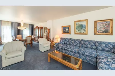 1 Birdseye Cir, Wayne, NJ 07470 - Photo 11