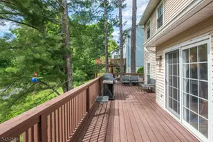 1 Birdseye Cir, Wayne, NJ 07470 - Photo 23