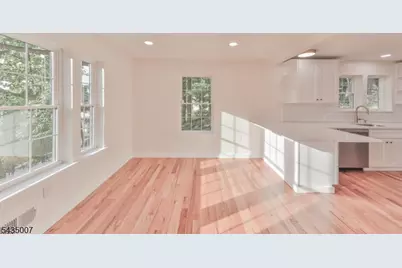90 Chestnut St, Morristown, NJ 07960 - Photo 11