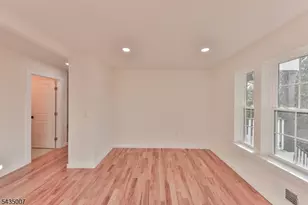 90 Chestnut St, Morristown, NJ 07960 - Photo 13