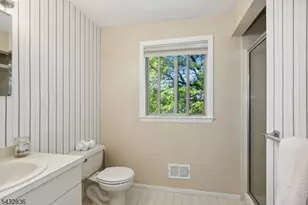 2 McChesney Ct, West Orange Township, NJ 07052 - Photo 25
