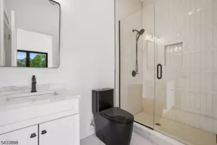 8 Fordham Rd, Livingston, NJ 07039 - Photo 39