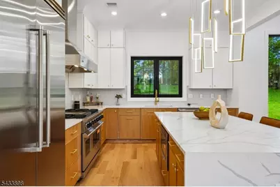 8 Fordham Rd, Livingston, NJ 07039 - Photo 19