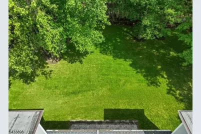 8 Fordham Rd, Livingston, NJ 07039 - Photo 5