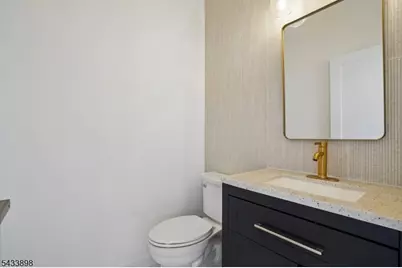 8 Fordham Rd, Livingston, NJ 07039 - Photo 27