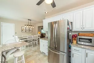 12 Brearly Crescent, Mount Olive, NJ 07836 - Photo 9