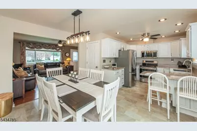 12 Brearly Cres, Mount Olive, NJ 07836 - Photo 5