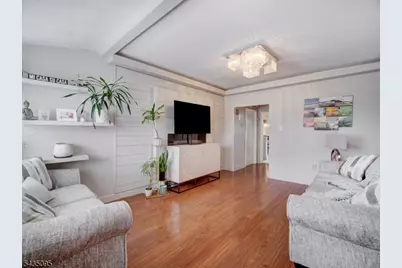 1507 Hiawatha Ave, Hillside, NJ 07205 - Photo 5