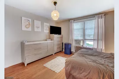 1507 Hiawatha Ave, Hillside, NJ 07205 - Photo 13