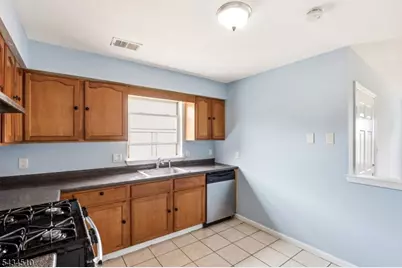 63 Chadwick Ave, Newark, NJ 07108 - Photo 33