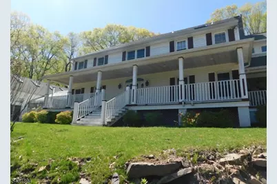 4 Spring Hill Rd, Franklin Township, NJ 08801 - Photo 3