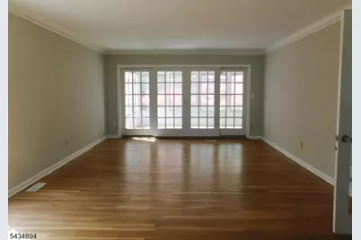 4 Spring Hill Rd, Franklin Township, NJ 08801 - Photo 15