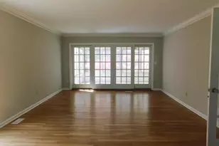 4 Spring Hill Rd, Franklin Township, NJ 08801 - Photo 15