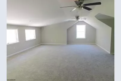 4 Spring Hill Rd, Franklin Township, NJ 08801 - Photo 33
