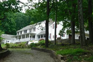 4 Spring Hill Rd, Franklin Township, NJ 08801 - Photo 1