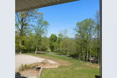 4 Spring Hill Rd, Franklin Township, NJ 08801 - Photo 35