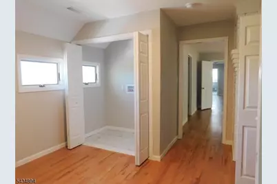 4 Spring Hill Rd, Franklin Township, NJ 08801 - Photo 29