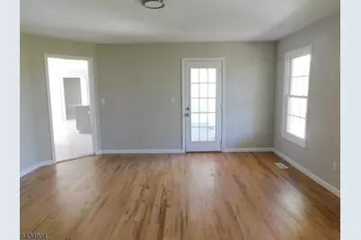 4 Spring Hill Rd, Franklin Township, NJ 08801 - Photo 13