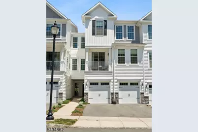 125 Sequoia Drive, Cedar Grove Twp., NJ 07009 - Photo 3
