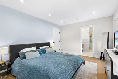 18 University Ave, Chatham, NJ 07928 - Photo 11
