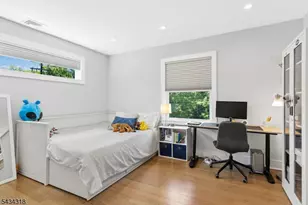 18 University Ave, Chatham, NJ 07928 - Photo 17
