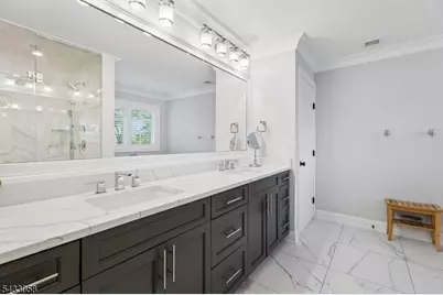 27 Wardle Ave, Berkeley Heights Township, NJ 07922 - Photo 15
