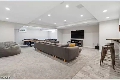 27 Wardle Ave, Berkeley Heights Township, NJ 07922 - Photo 29