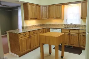 59 Molly Stark Dr, Morris Township, NJ 07960 - Photo 3