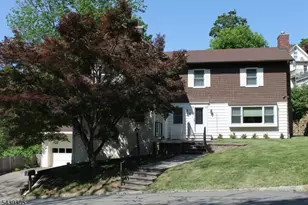 59 Molly Stark Dr, Morris Township, NJ 07960 - Photo 1