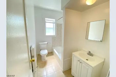 23 Harvard St #12, East Orange, NJ 07018 - Photo 9