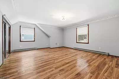 468 Rifle Camp Rd, Woodland Park, NJ 07424 - Photo 13