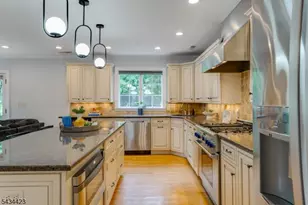 12 Duchamp Pl, Chatham, NJ 07928 - Photo 11