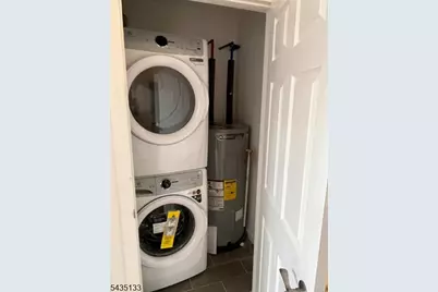 189 Main St #3B, Paterson, NJ 07505 - Photo 5