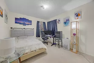 89 Park Gate Dr, Edison, NJ 08820 - Photo 13